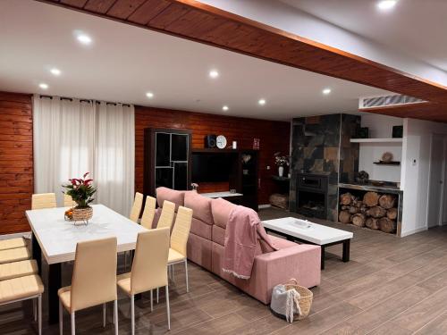 Χώρος καθιστικού στο Casa Cristea Barranda