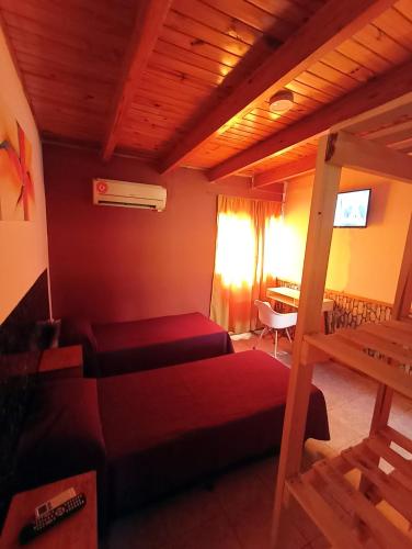 Χώρος καθιστικού στο Hostel Estacion Mendoza