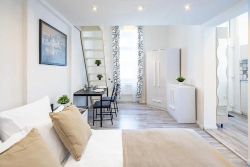 Central and Cozy Home 1084 Budapest, Őr utca 6 kép - 3