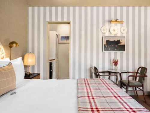 Le Petit Pali Brentwood photo 14