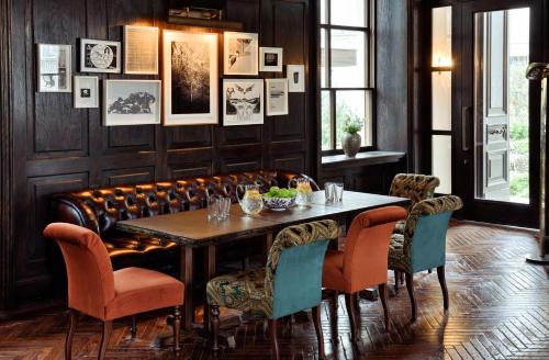 Гостиная зона в Soho House Istanbul