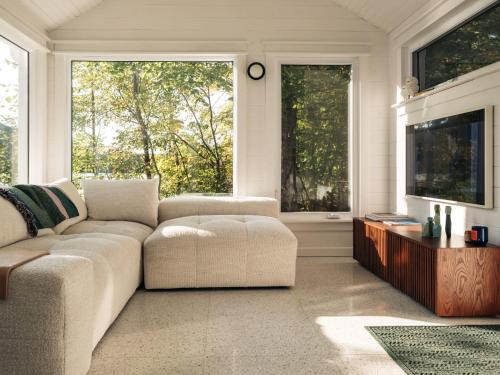 Et opholdsområde på The Owl's Nest - Lakeside peacefulness ski & hiking