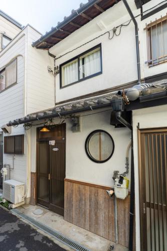 Mandy 5PPL Private House
