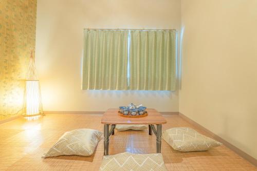 Mandy 5PPL Private House