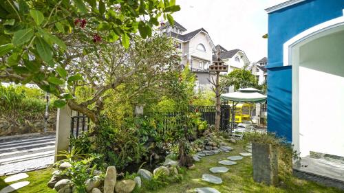 Zahrada ubytování Villa Hotel Rung Thong Da Lat