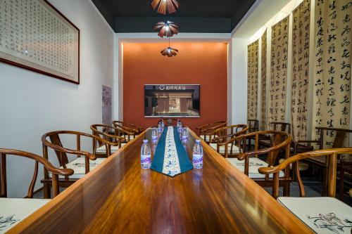 Gambar di galeri bagi 超时光酒店 广州天河岗顶地铁站店 di Guangzhou