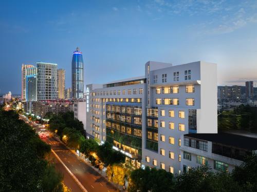 Bangunan di mana terletaknya hotel