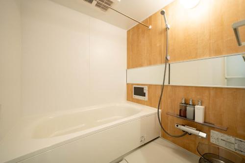 Un baño de Zabo Hills 201