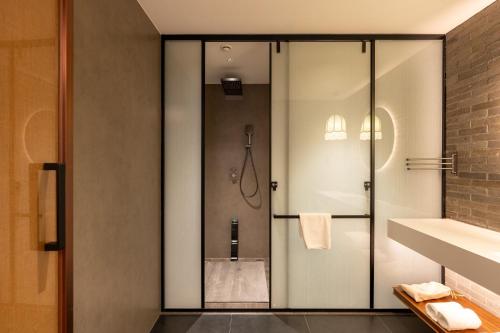 Koupelna v ubytování Fuxue QiuGuo Hotel Beijing Nanluoguxiang Siheyuan Branch