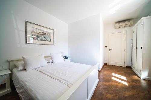 Postel nebo postele na pokoji v ubytování Apartments Vila Riva
