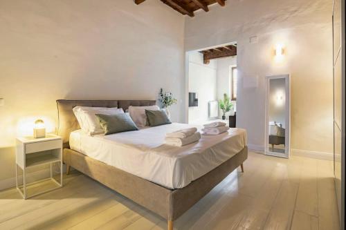 Modern Loft 1 min to Basilica of Santa Croce