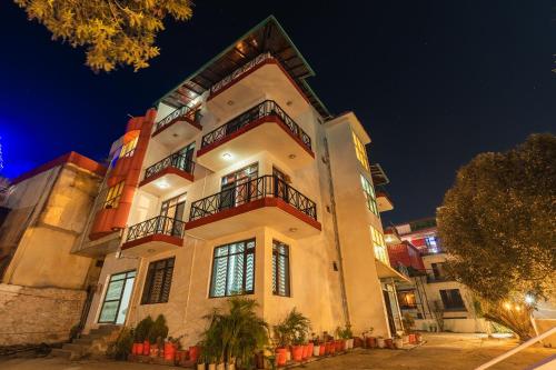 Bangunan di mana terletaknya hotel