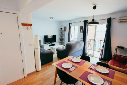 Apt Cabanyal, Beach 8 Min, Terrace, Smart TV