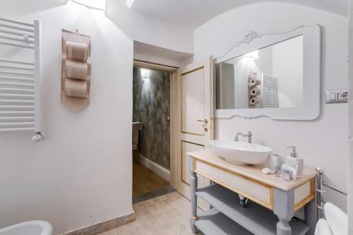 Suite Experience Spanish Steps Apartment