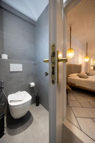 Et badeværelse på Hotel Villa Flora