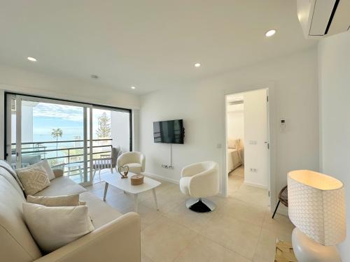 Apt GH - 50 meters from beach