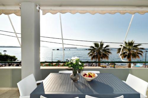 Elia Beach Deluxe Apartment