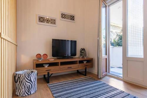 Amazing Studio with Terrace and AC