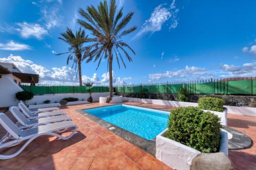 Villa Arena Blanca with Private Pool and BBQ By Lanzarote Vacation Homes