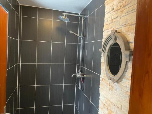 Bilik mandi di Haus Dupont
