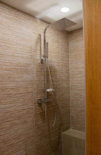 Photo de la galerie de l'établissement Domaine 669, Suite Villa, à Alès