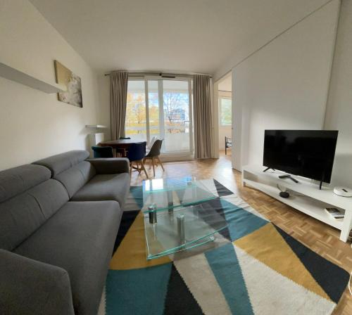 Cozy 1BR apartment, 5mn to métro, in La Défense