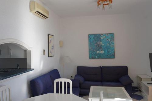 Skol 945B First Line Beach South facing 2 bedroom