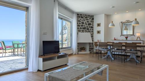 PARRALUE sea view apartments