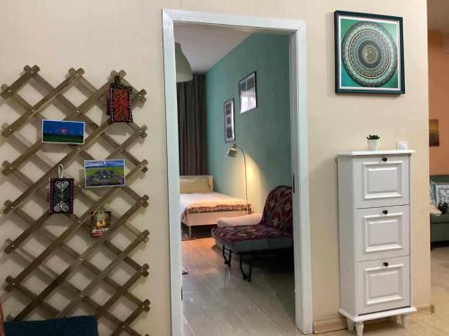 Ένα ή περισσότερα κρεβάτια σε δωμάτιο στο Nomad Airport B&B
