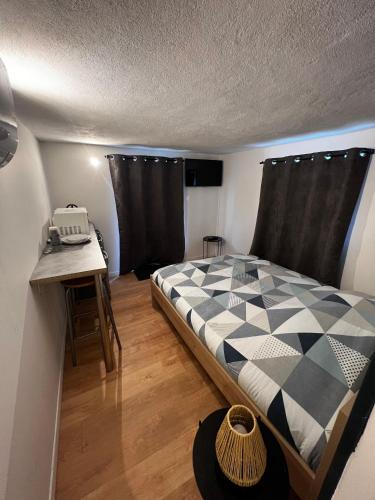 Beau studio dans le centre de Bourges historique !