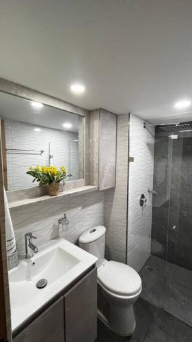 Koupelna v ubytování Mirador la casa del cóndor 3 habitaciones