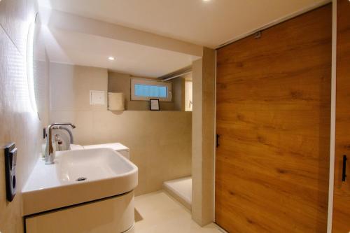 Koupelna v ubytování Comfort Hub - Homestay - 3 Gästezimmer im Eigentumshaus