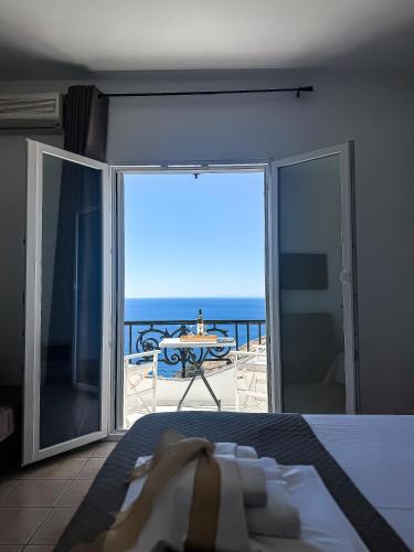 Gallery image of Andros Seaview Hotel in Batsi