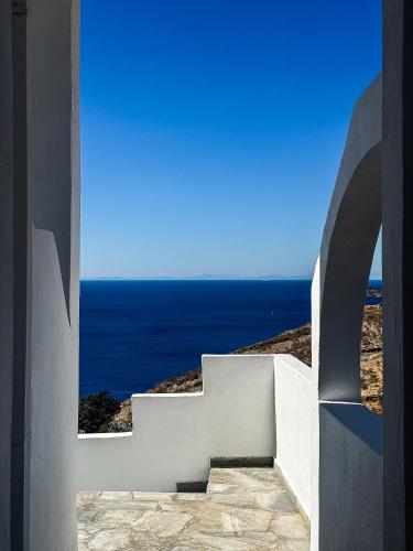Gallery image of Andros Seaview Hotel in Batsi