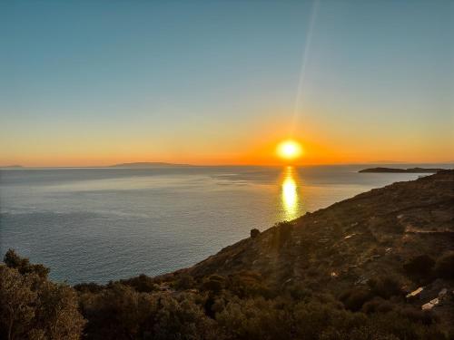 Gallery image of Andros Seaview Hotel in Batsi