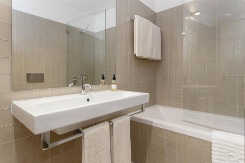 Luxury Apartment In Cardosas