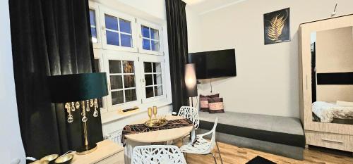 Biały Dworek - Solankowa 60