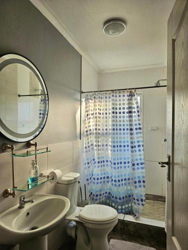 Phòng tắm tại 414 Sea Escape