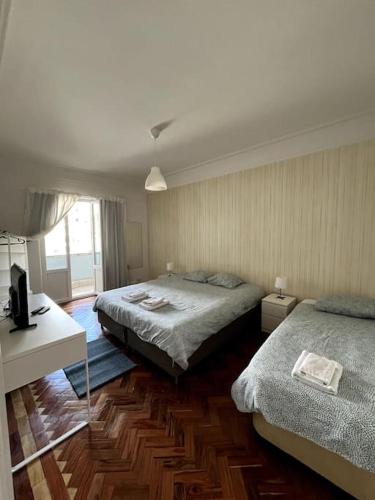 Habitacion Privada para 3 Grande con balcón