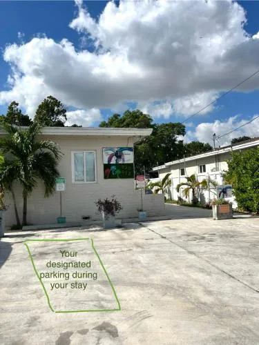 Stunning Little Havana Close to Airport, Calle Ocho, Brickell, Cruises,Wynwood and the Beaches - Free Parking photo 78