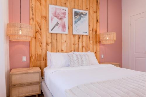 Katil atau katil-katil dalam bilik di #4 - Quaint Studio - Self Check in - Plateau - St-Denis - AC - TV