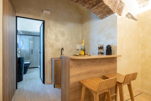 Trastevere Urbes Collection