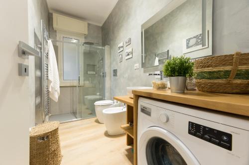 Et badeværelse på CasaViva - Good Vibe Bilo in Camogli with Shared Pool