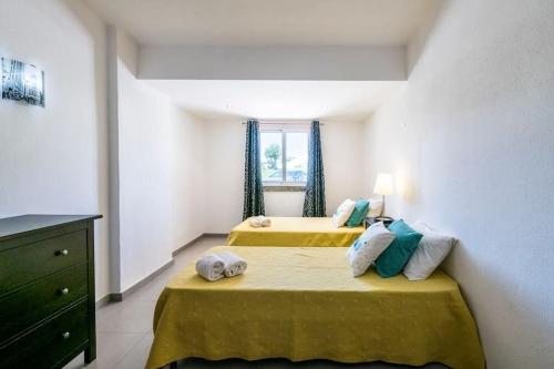 Vilamoura Beach Villa by nature with Olympic Pool