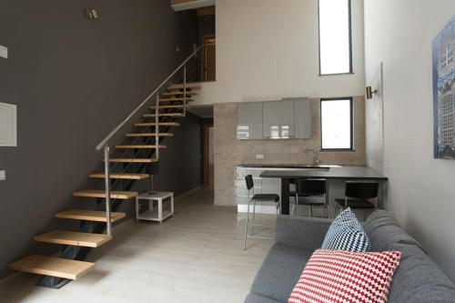 Foto Typical house Faro downtown private entrance 1