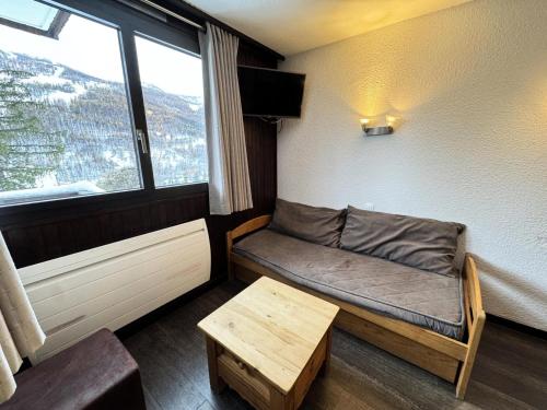 Résidence Les Melezes - Studio chaleureux & rénové · Accès pistes par navette · Vue sur les pistes MAE-0784