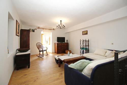 Apartments by the sea Baska, Krk - 23639