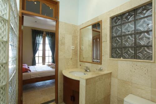 Ванная комната в Villa Rama