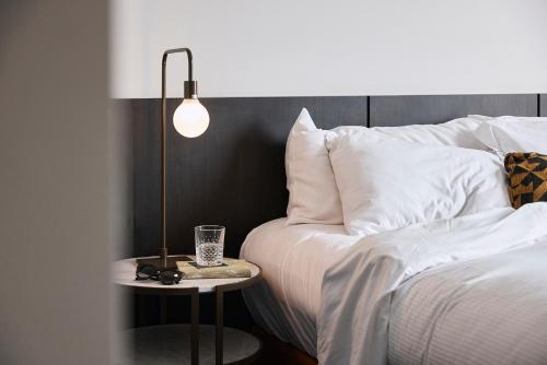 Cama o camas de una habitación en Rydges Fortitude Valley
