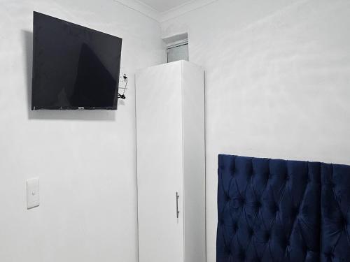 Μια τηλεόραση ή/και κέντρο ψυχαγωγίας στο Goshen Lodge Fitzroy